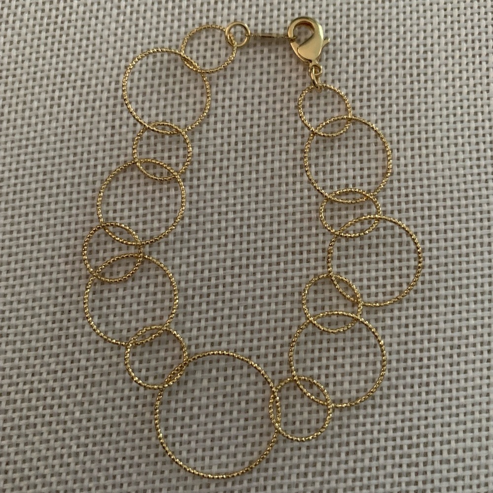 Gold Delicate Frosted Loop Chain w/Extender